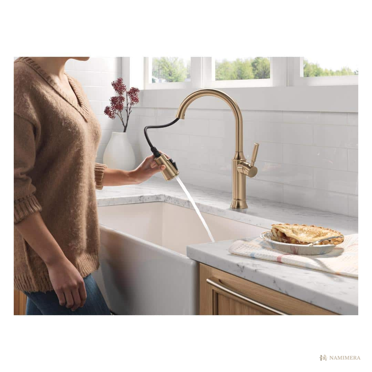 Namimera Pull-Down Kitchen Faucet with Stain-Resistant Finish, 1.8 GPM, Champagne Bronze - detail view