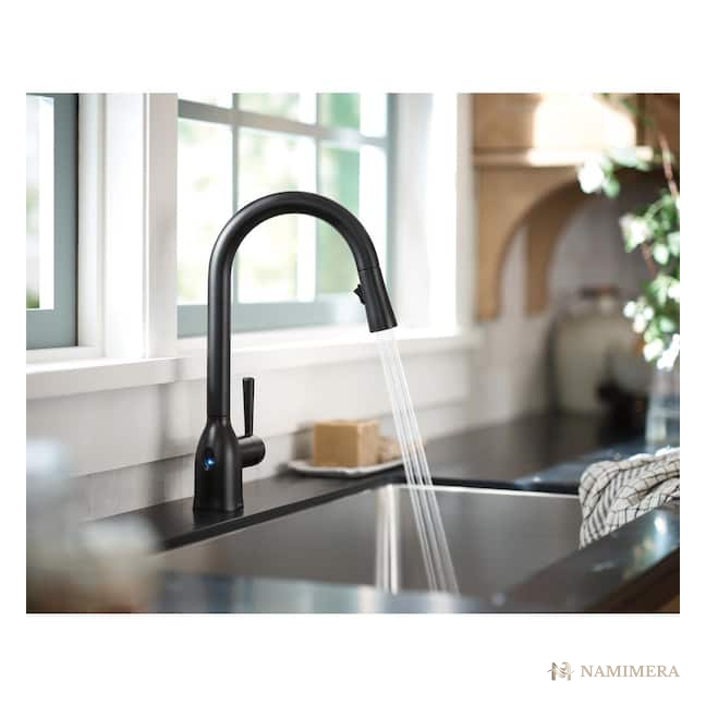 Namimera Touchless Single-Handle Pull-Down Kitchen Faucet, 1.5 GPM, Matte Black - detail view