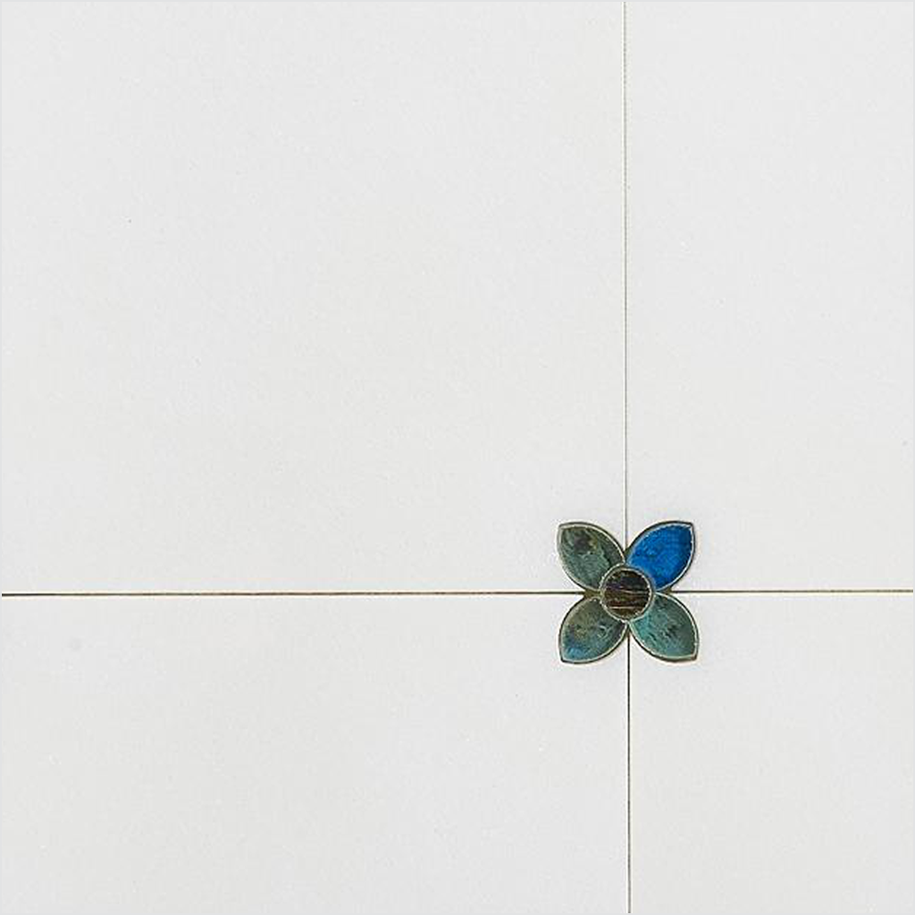 Prezio Stone Blossom Corner Waterjet Mosaic with Brass Inlay, Carrara and Bardiglio Marble - c3 finish swatch